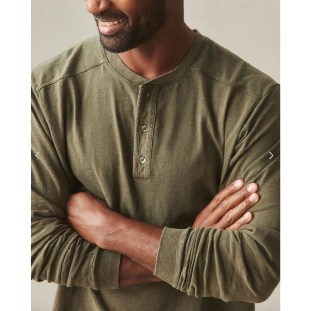 NEW American Giant Mens Medium Broken In Premium Slub Long Sleeve‎ Henley Shirt